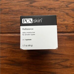 PCA Skin ReBalance Daily Moisturizer - Black and White